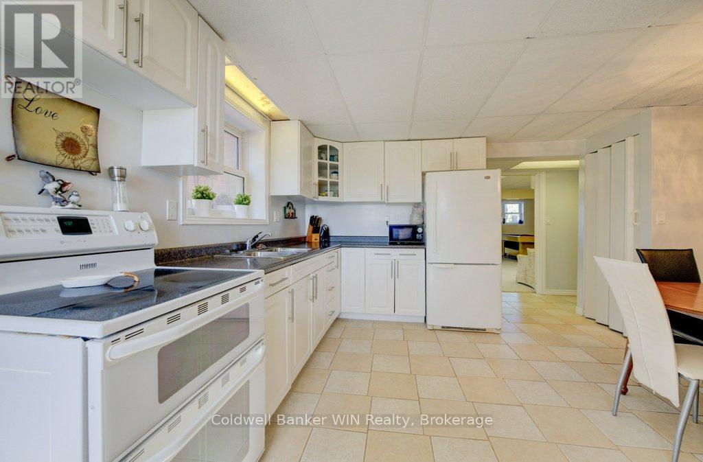 9534 Sideroad 3, Wellington North, Ontario  N0G 1N0 - Photo 38 - X12093265
