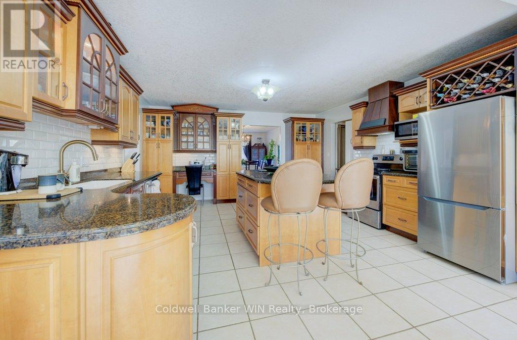 9534 Sideroad 3, Wellington North, Ontario  N0G 1N0 - Photo 8 - X12093265