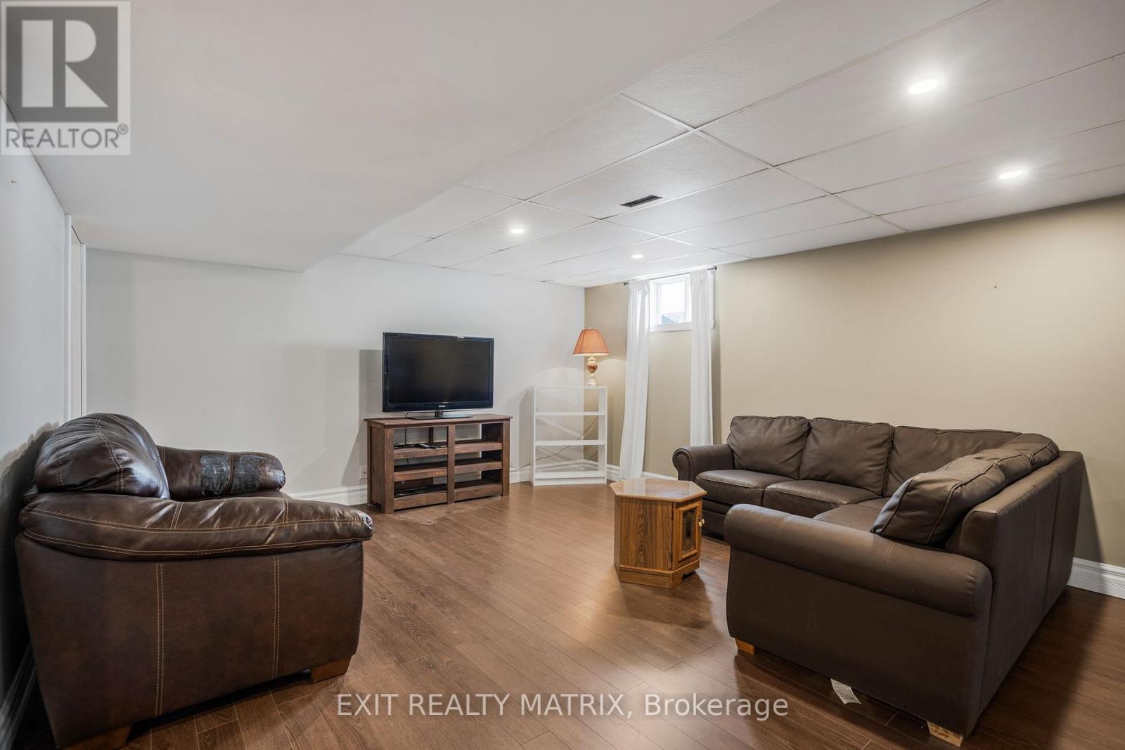 84 Anik Street, North Glengarry, Ontario  K0C 1A0 - Photo 26 - X12093292