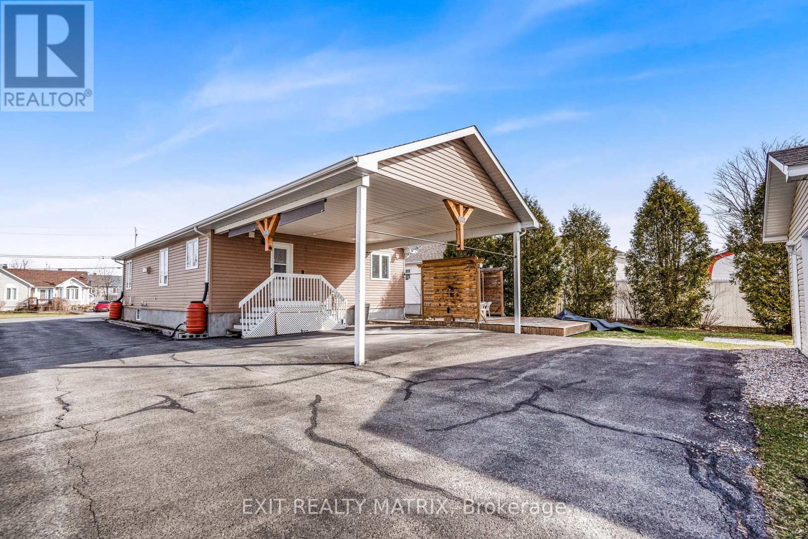 84 Anik Street, North Glengarry, Ontario  K0C 1A0 - Photo 31 - X12093292
