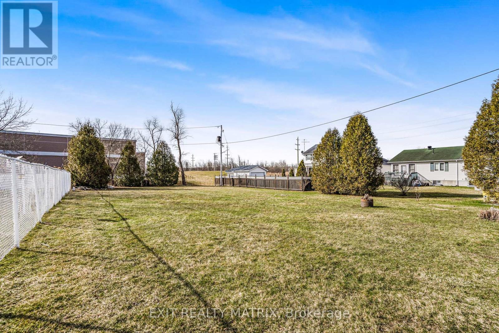 84 Anik Street, North Glengarry, Ontario  K0C 1A0 - Photo 32 - X12093292