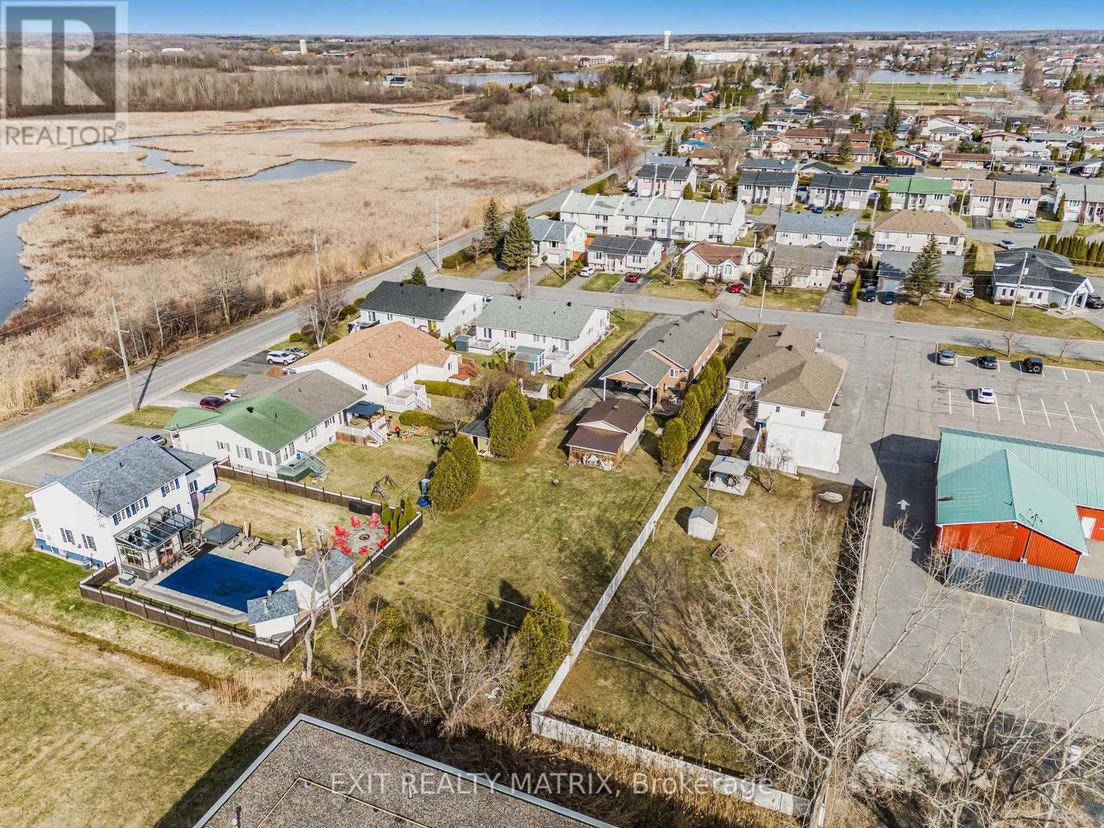 84 Anik Street, North Glengarry, Ontario  K0C 1A0 - Photo 35 - X12093292