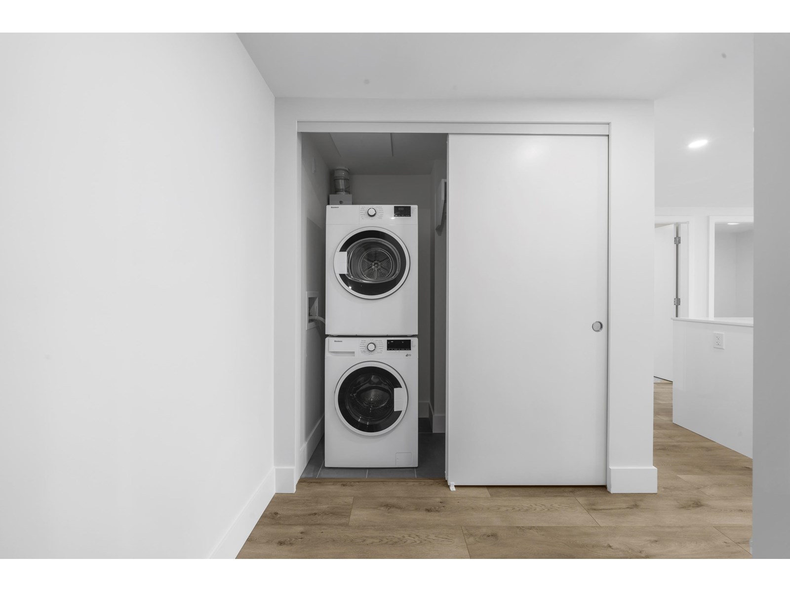 506 10428 Whalley Boulevard, Surrey, British Columbia  V3T 0W2 - Photo 23 - R2992070