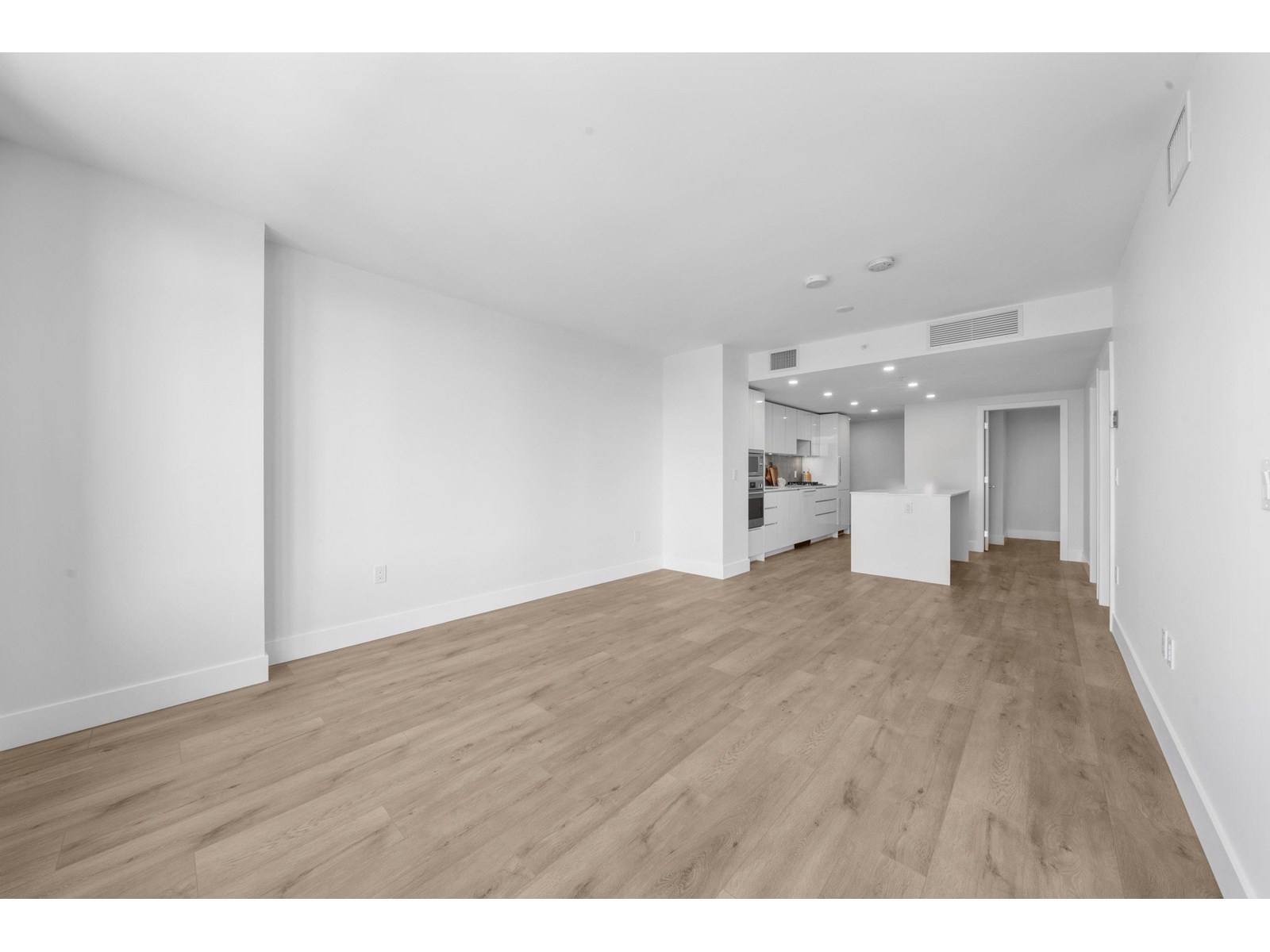 506 10428 Whalley Boulevard, Surrey, British Columbia  V3T 0W2 - Photo 13 - R2992070