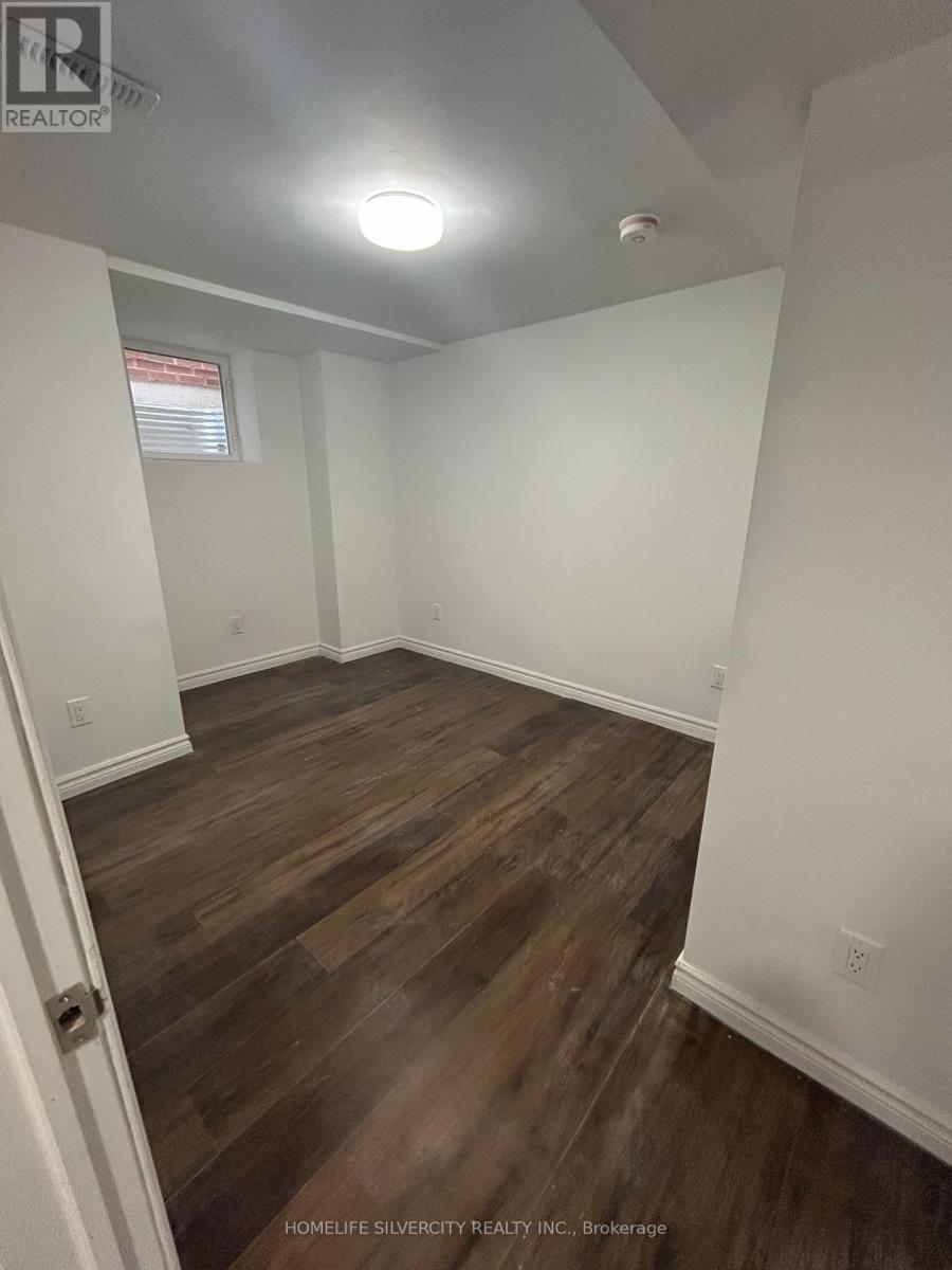 Bsmt - 2421 Dress Circle Crescent, Oshawa (Windfields), Ontario  L1L 0L9 - Photo 2 - E12093297