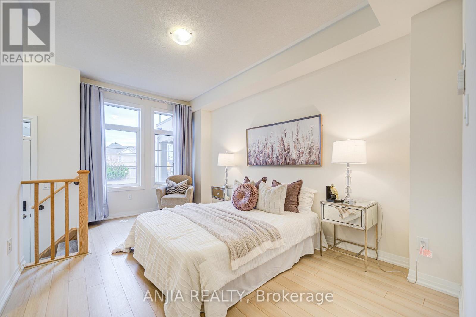 Property at 3 CARNEROS WAY image 4
