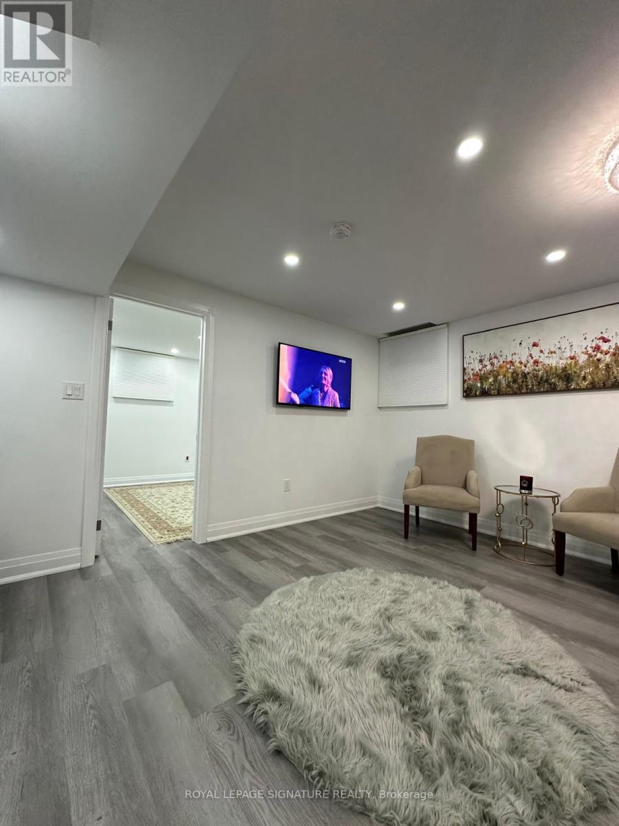 62 Pear Blossom Way, East Gwillimbury, Ontario  L9N 0S9 - Photo 12 - N12093296