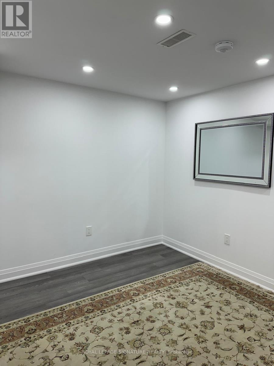 62 Pear Blossom Way, East Gwillimbury, Ontario  L9N 0S9 - Photo 13 - N12093296