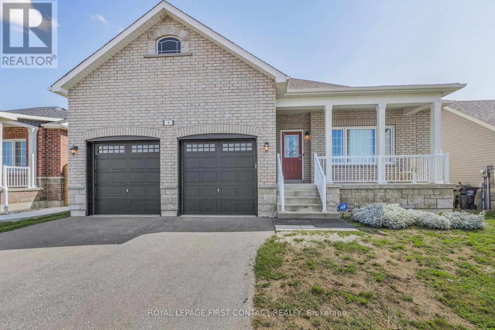 9 Beverly Street, Springwater, Ontario  L0L 1P0 - Photo 1 - S12093214