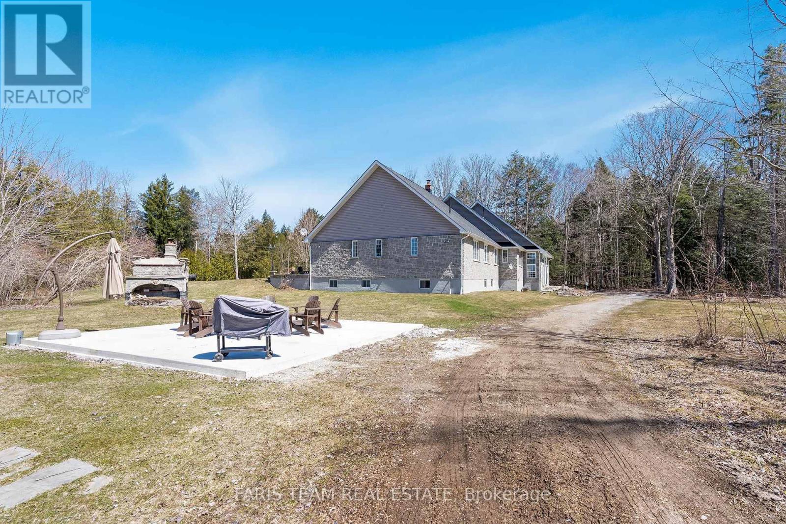 1119 Sajnovic Place, Ramara, Ontario  L3V 0L8 - Photo 36 - S12093267