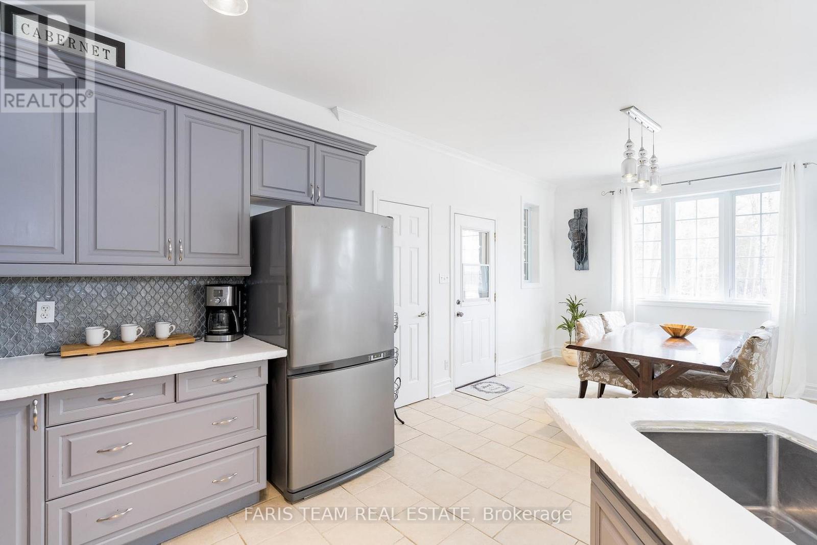 1119 Sajnovic Place, Ramara, Ontario  L3V 0L8 - Photo 7 - S12093267