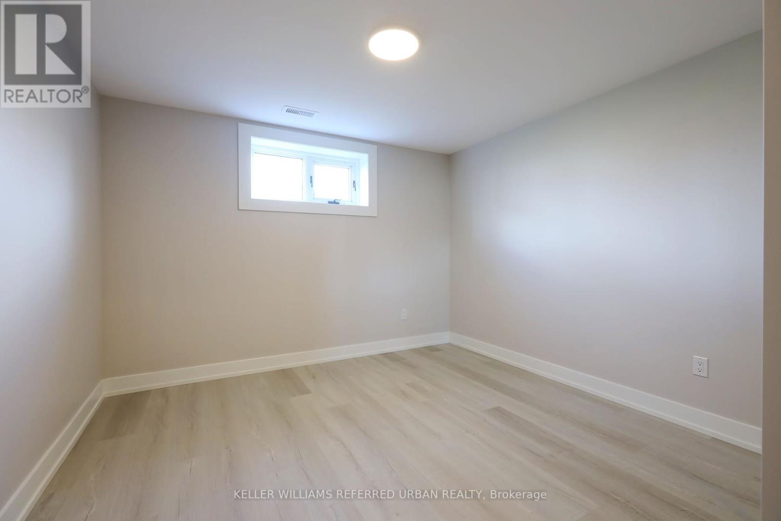 Bsmt - 10 Dundee Drive, Toronto (York University Heights), Ontario  M3J 1H6 - Photo 14 - W12093211