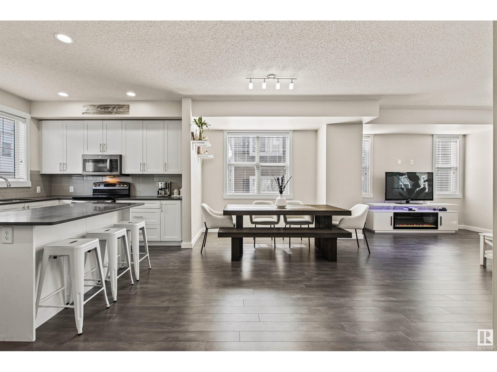 Property at #86 903 CRYSTALLINA NERA WY NW image 2