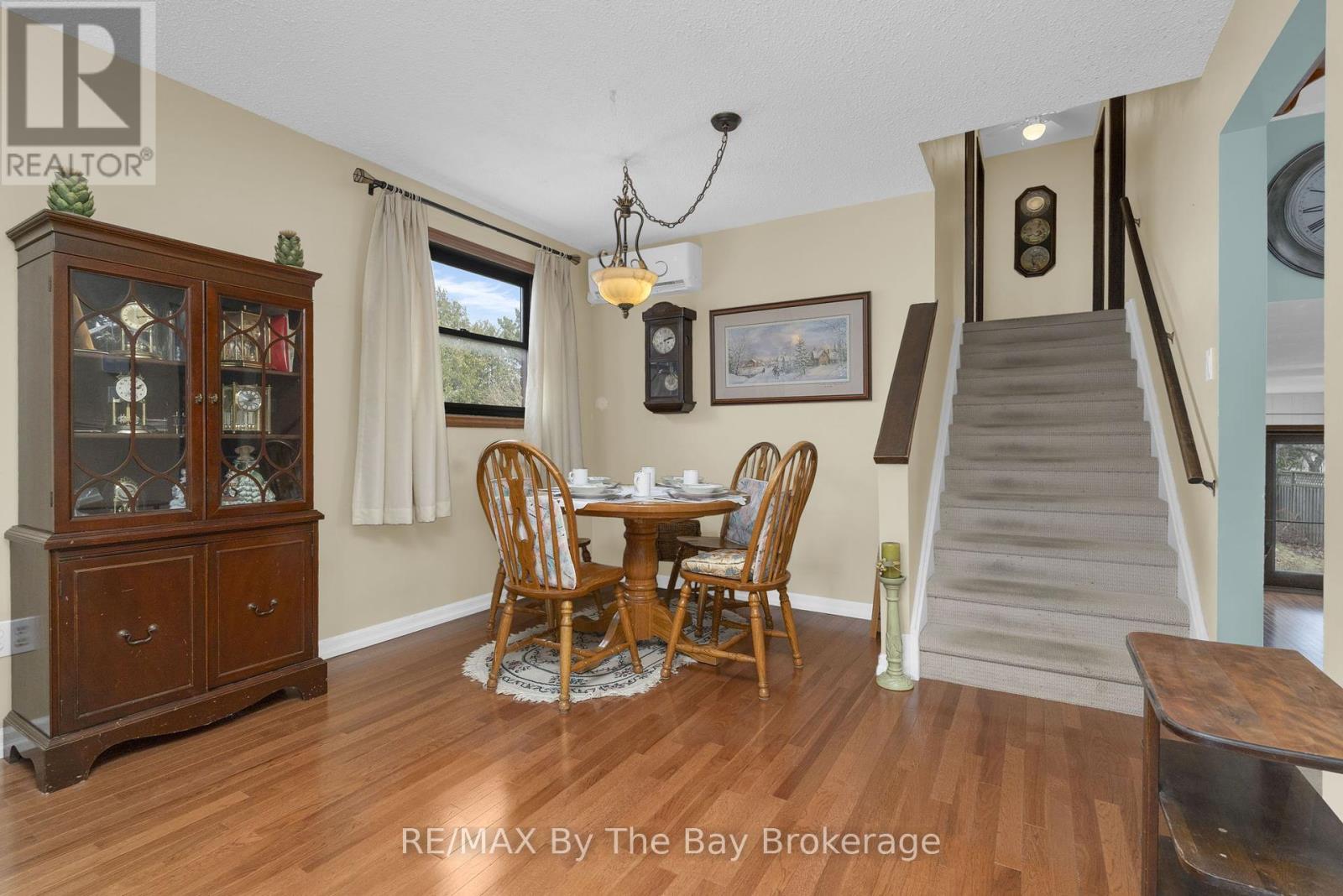 23 Grist Mill Road, East Gwillimbury, Ontario  L9N 1B9 - Photo 8 - N12084658