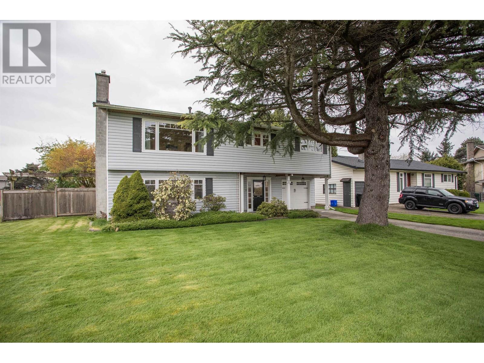 Property at 10811 SEAHURST PLACE image 1