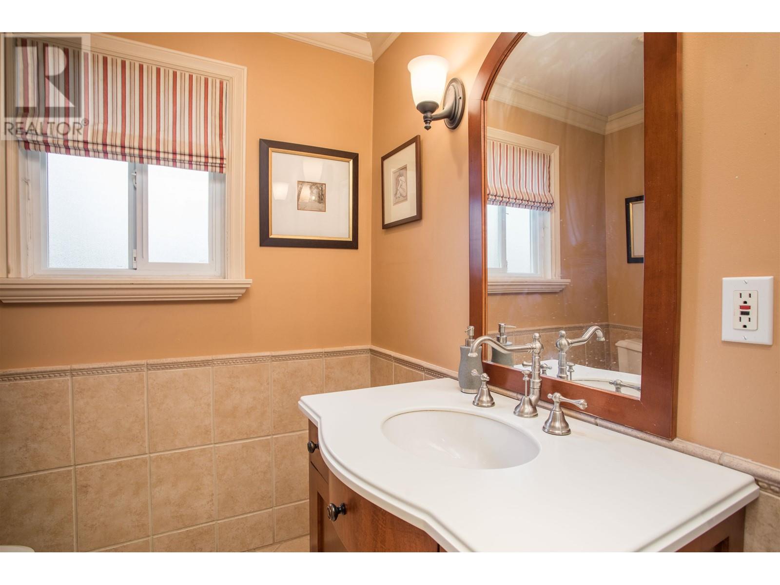 10811 Seahurst Place, Richmond, British Columbia  V7A 3Z7 - Photo 21 - R2992072