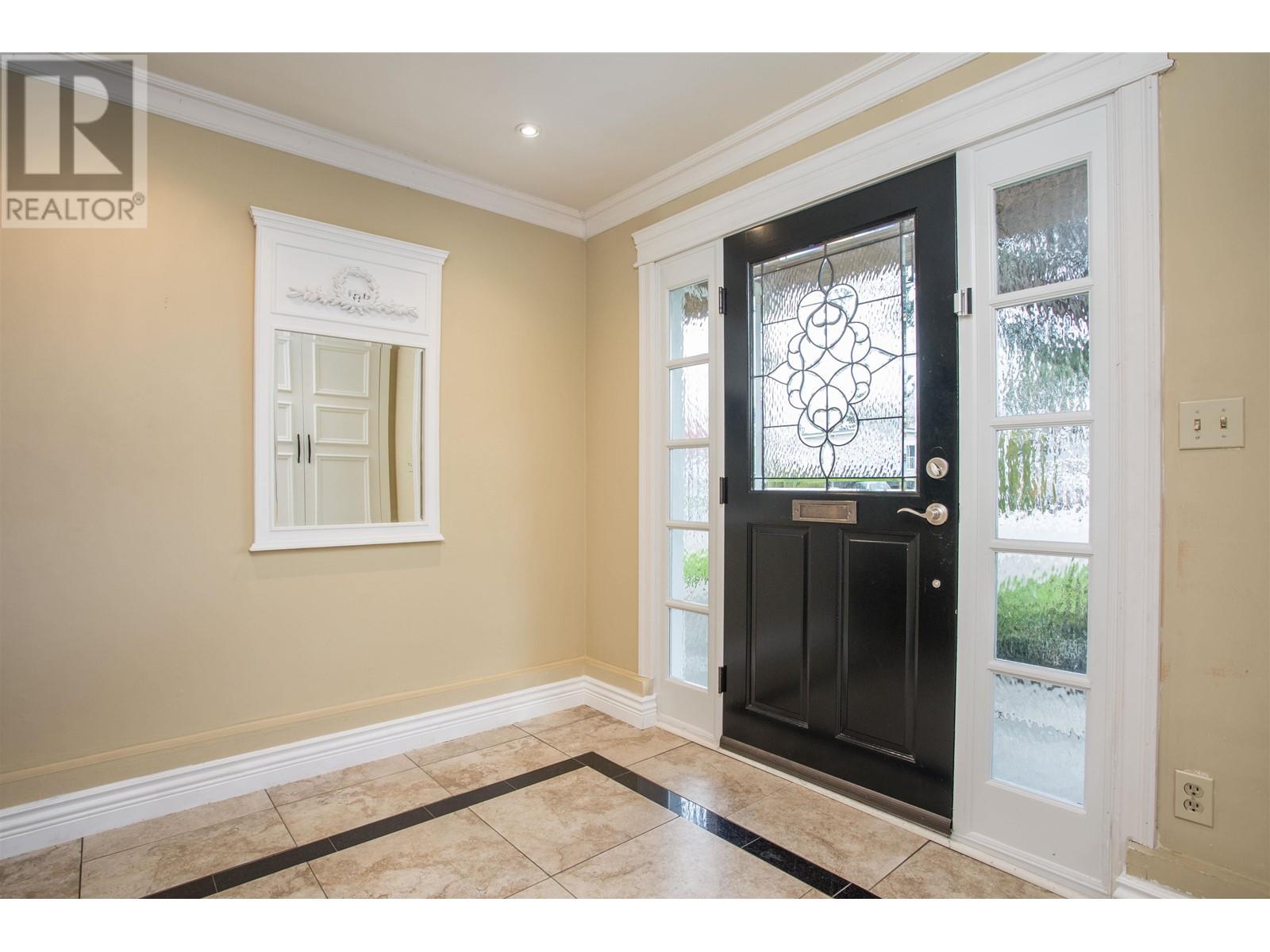 Property at 10811 SEAHURST PLACE image 3