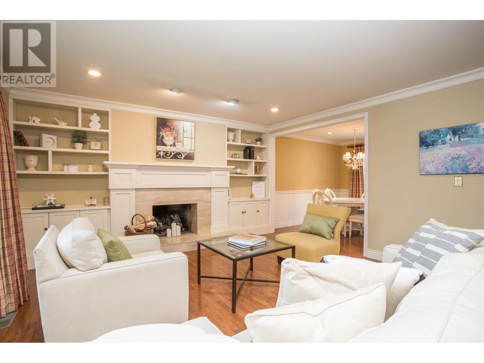 Property at 10811 SEAHURST PLACE image 5