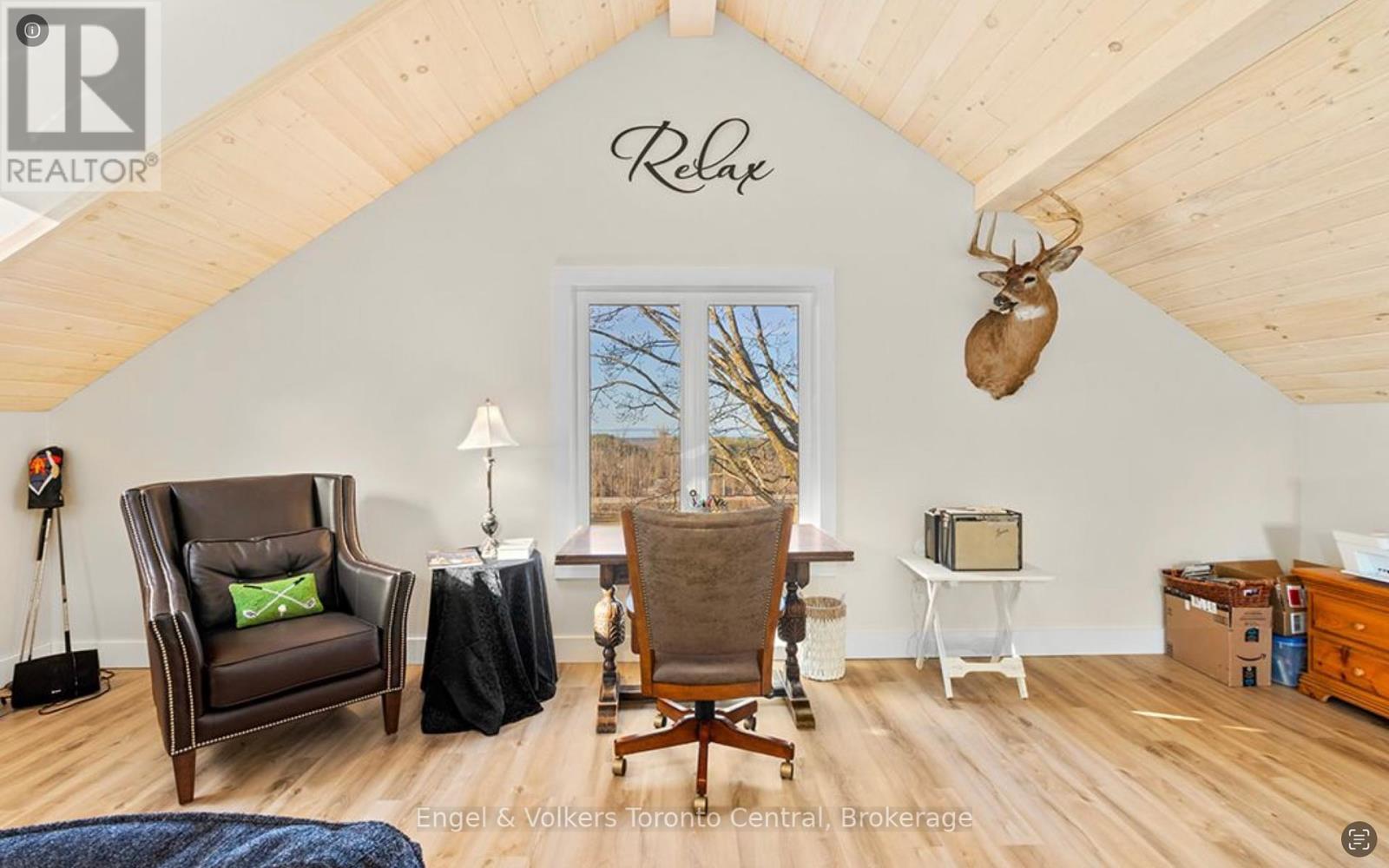 9263 91 County Road, Clearview, Ontario  L0M 1H0 - Photo 23 - S12093299