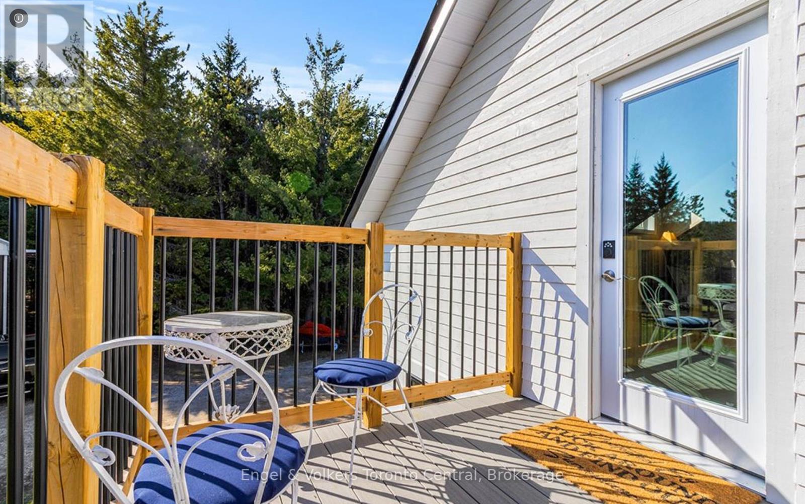 9263 91 County Road, Clearview, Ontario  L0M 1H0 - Photo 25 - S12093299