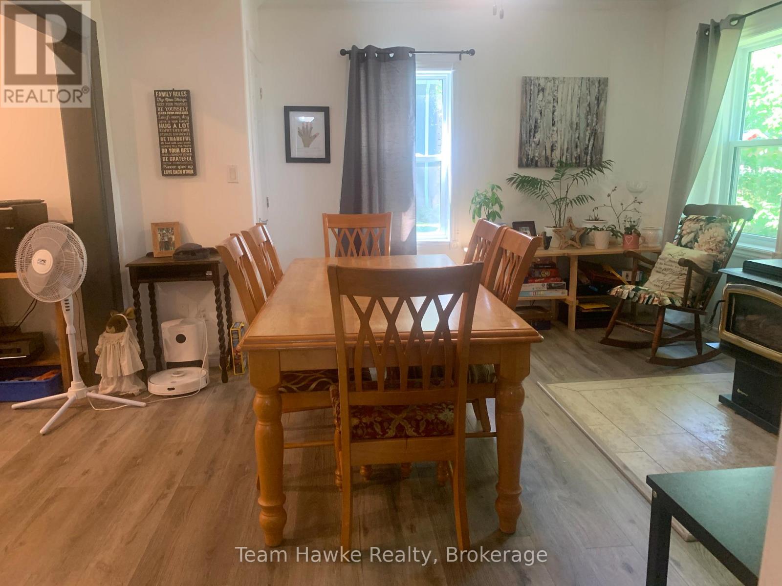 54 Jephson Street, Tay, Ontario  L0K 2A0 - Photo 11 - S12093348