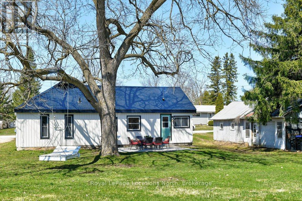 35 Caroline Street E, Clearview, Ontario  L0M 1G0 - Photo 28 - S12093349