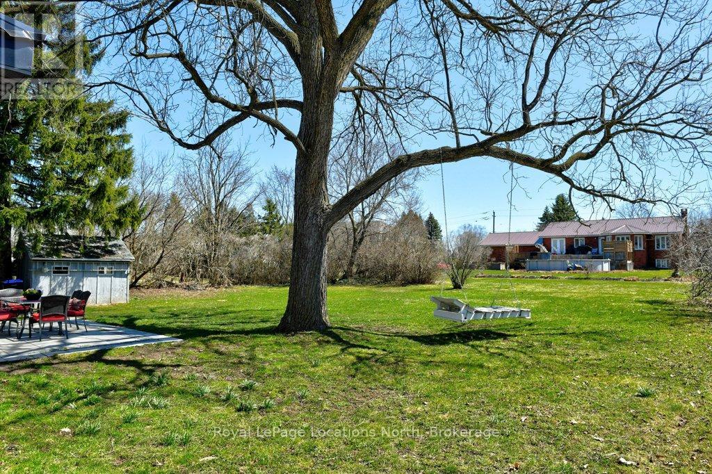 35 Caroline Street E, Clearview, Ontario  L0M 1G0 - Photo 33 - S12093349