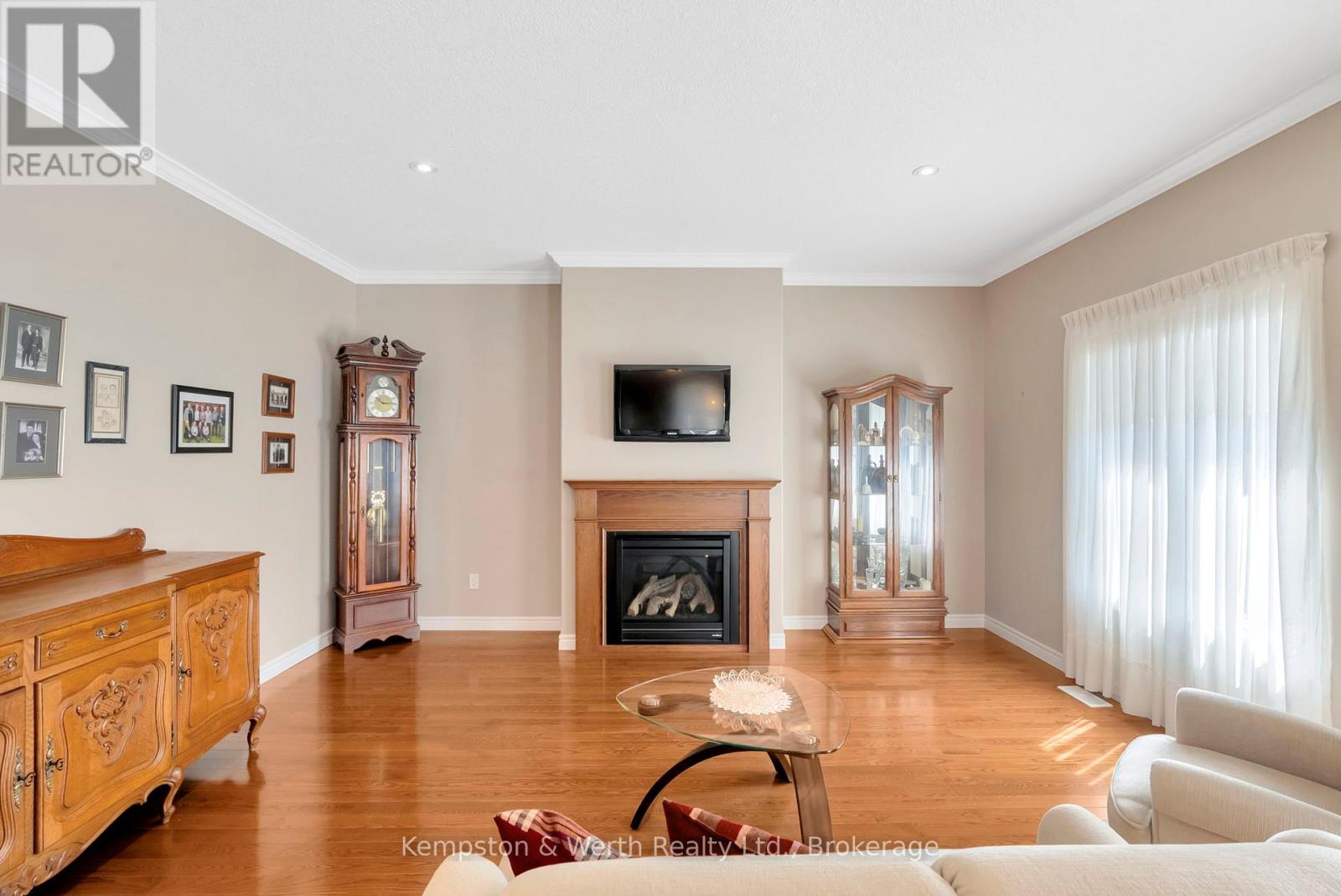 3 - 855 Wallace Avenue S, North Perth, Ontario  N4W 1M3 - Photo 14 - X12093347
