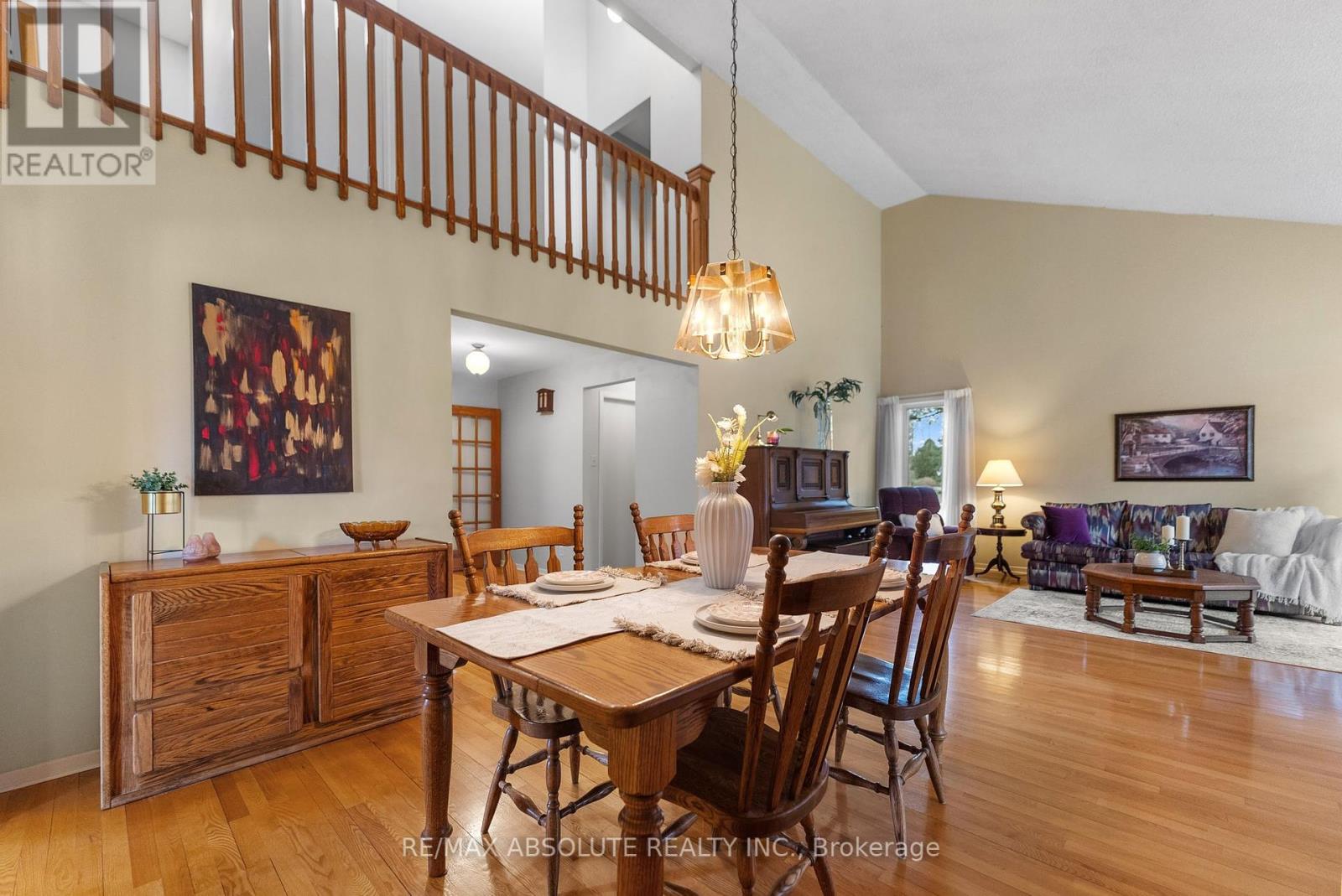 33 Old Orchard Lane, Mcnab/braeside, Ontario  K7S 3T3 - Photo 3 - X12093312