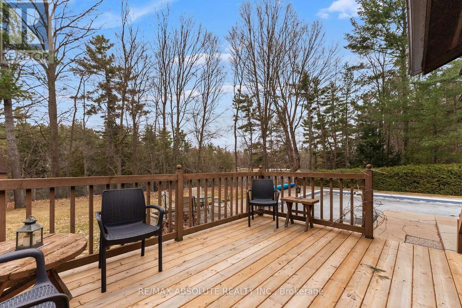33 Old Orchard Lane, Mcnab/braeside, Ontario  K7S 3T3 - Photo 35 - X12093312