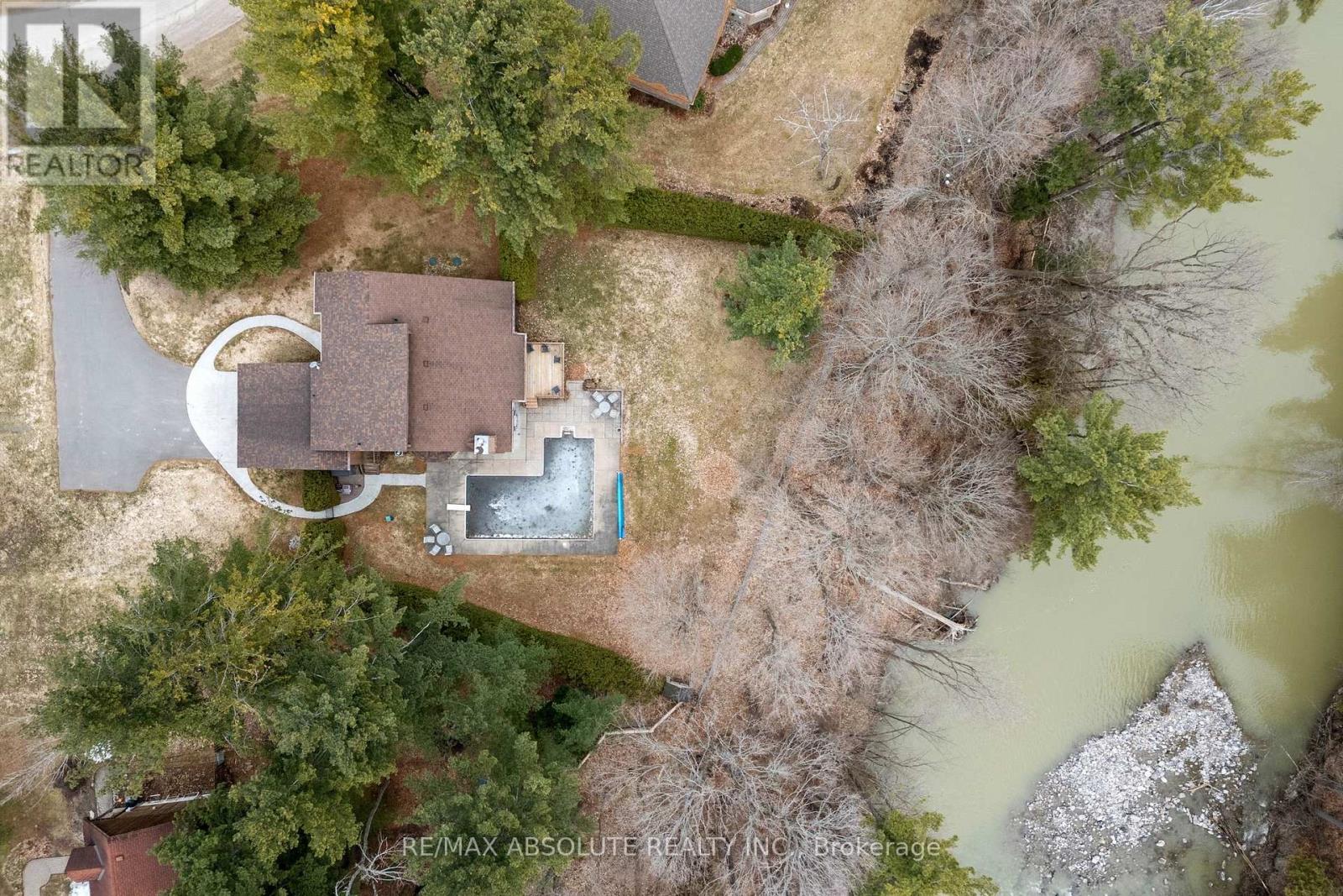 33 Old Orchard Lane, Mcnab/braeside, Ontario  K7S 3T3 - Photo 42 - X12093312