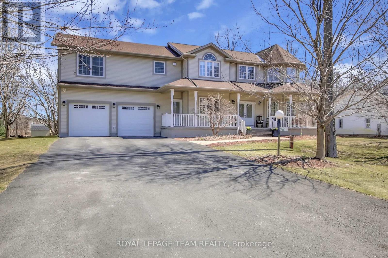 Property at 1621 SHAUNA CRESCENT image 1