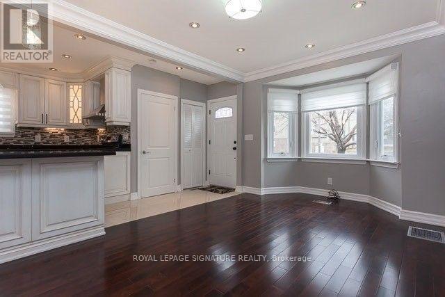 2259 Lawrence Avenue W, Toronto, Ontario  M9P 2A4 - Photo 6 - W12093308