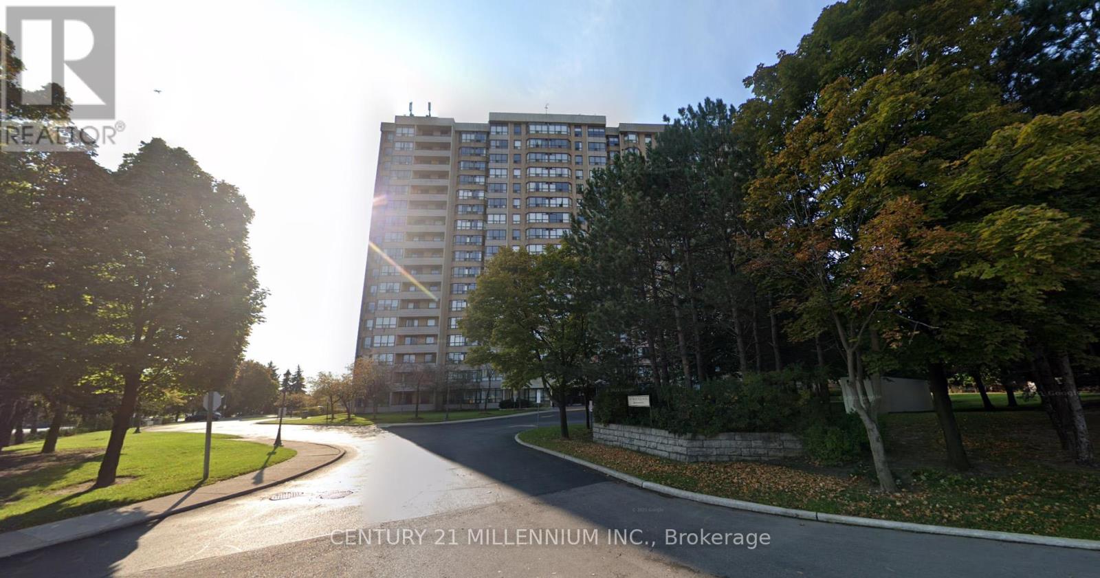 209 - 10 Malta Avenue, Brampton, Ontario  L6Y 4G6 - Photo 1 - W12093310