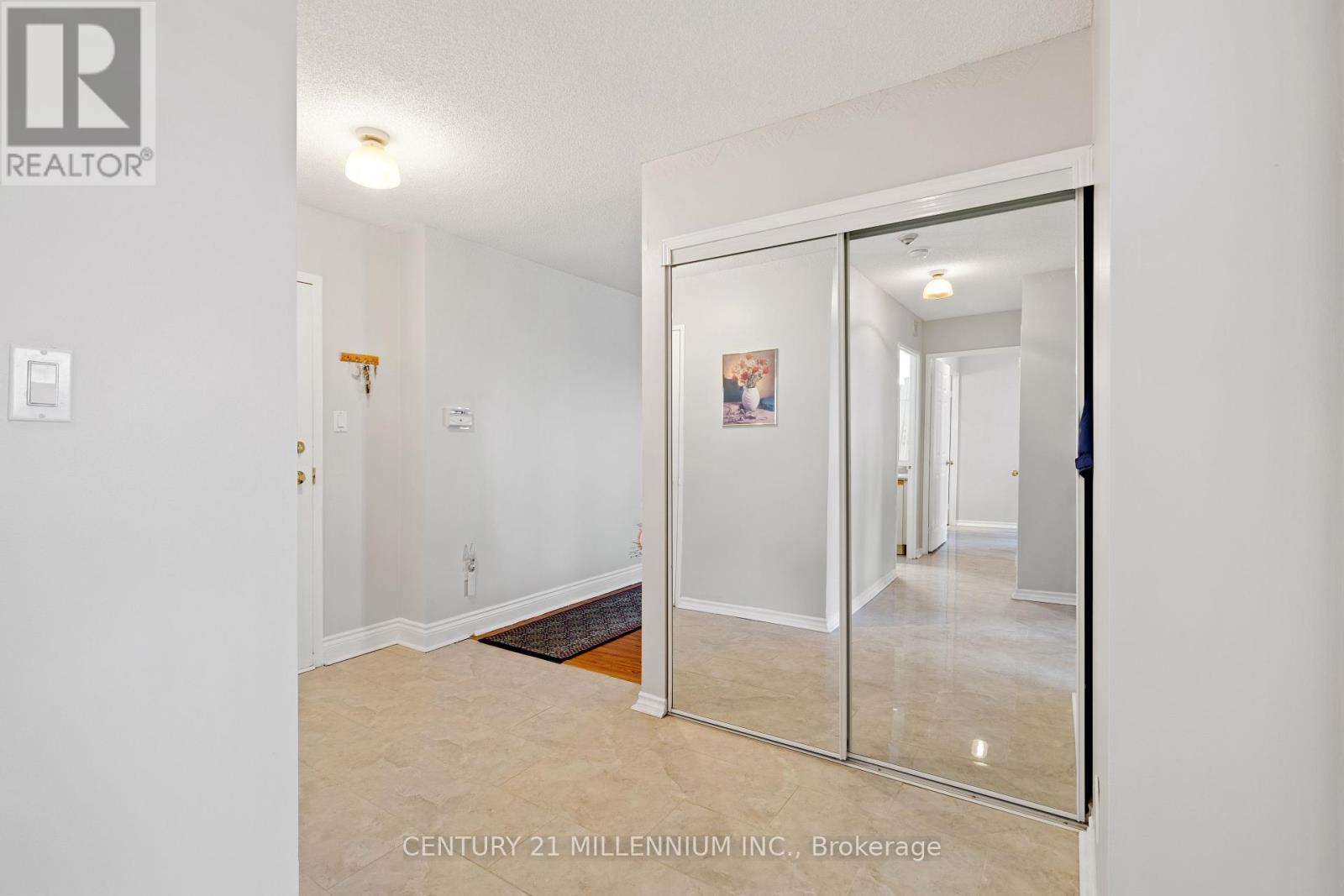 209 - 10 Malta Avenue, Brampton, Ontario  L6Y 4G6 - Photo 20 - W12093310