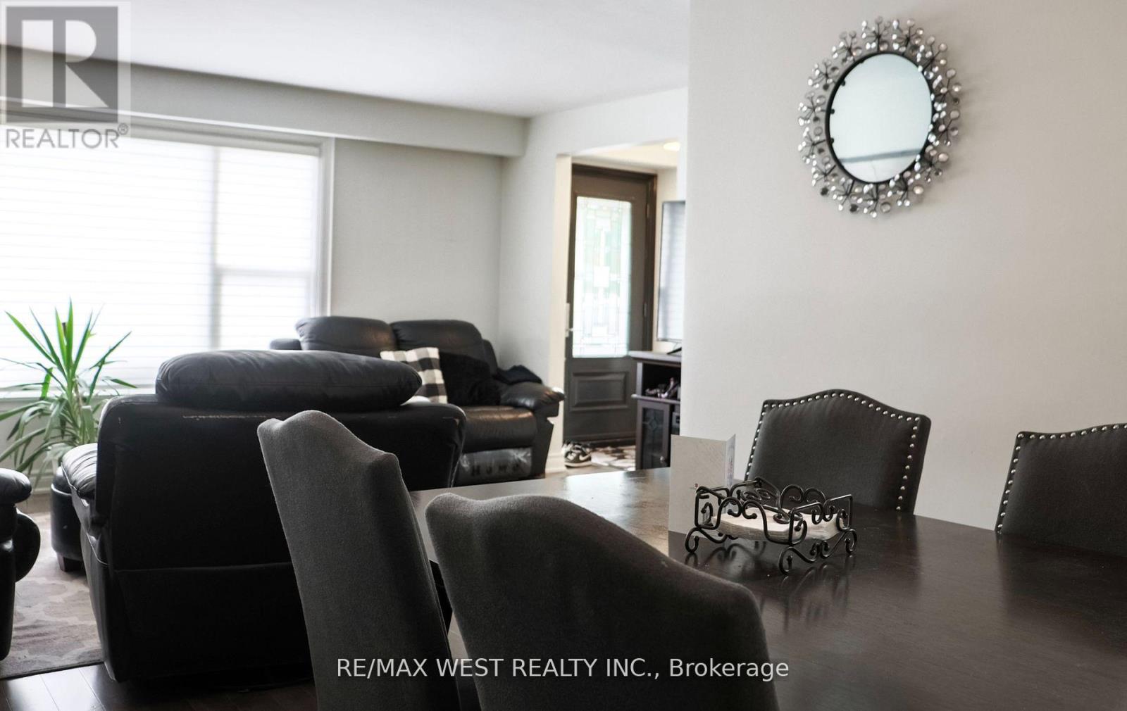 Property at 94 PRIMULA CRESCENT image 4