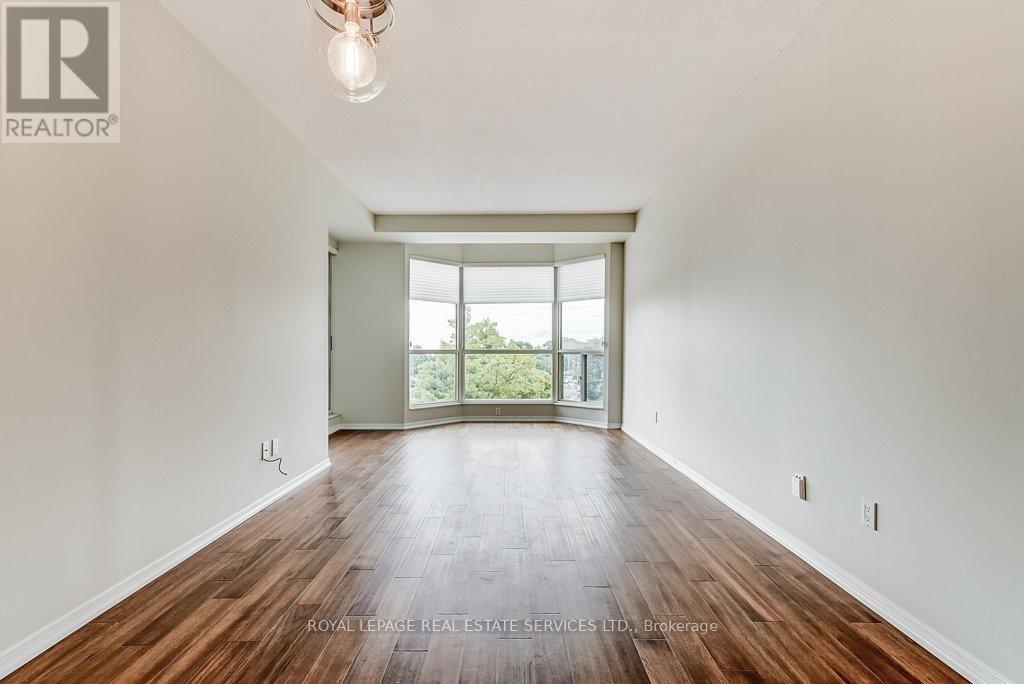 415 - 2511 Lakeshore Road W, Oakville, Ontario  L6L 6L9 - Photo 15 - W12093342