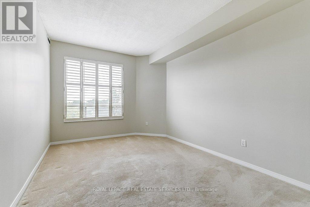 415 - 2511 Lakeshore Road W, Oakville, Ontario  L6L 6L9 - Photo 17 - W12093342