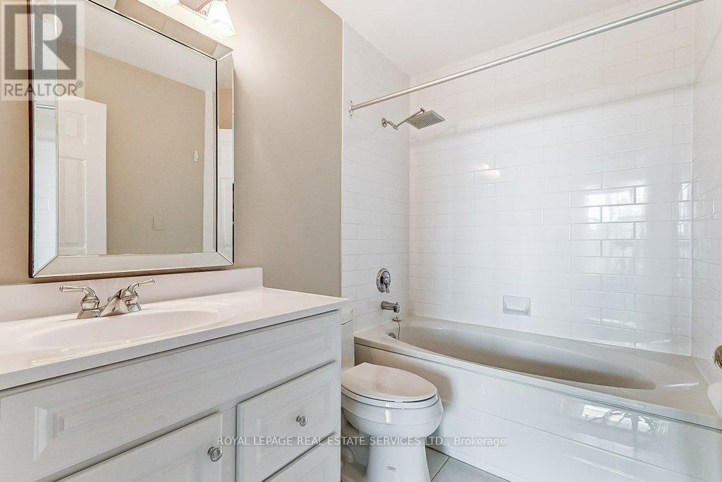 415 - 2511 Lakeshore Road W, Oakville, Ontario  L6L 6L9 - Photo 25 - W12093342