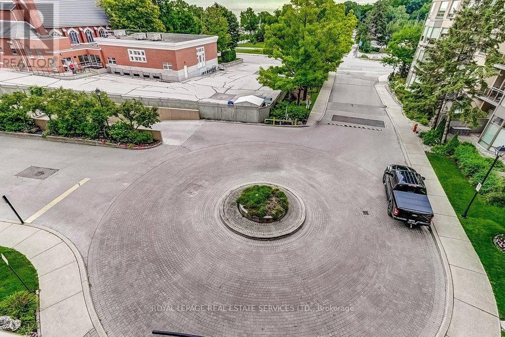 415 - 2511 Lakeshore Road W, Oakville, Ontario  L6L 6L9 - Photo 27 - W12093342