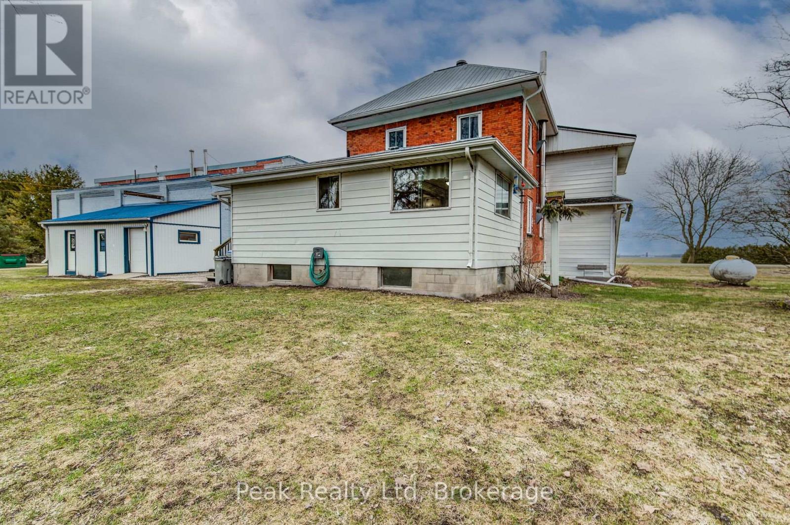 6687 Line 71 Line W, North Perth, Ontario  N0G 1B0 - Photo 23 - X12090278