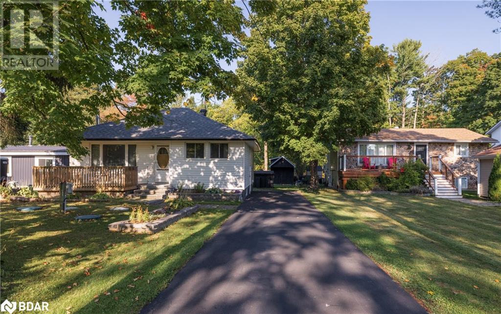 Property at 47 LAKESHORE Road W image 2