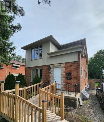 Upper - 1771 Wavell Street, London East, Ontario  N5W 2E2 - Photo 2 - X12093405