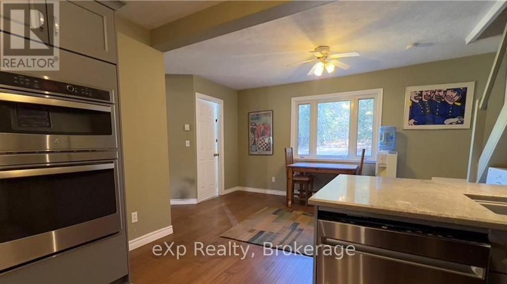 73615 10th Side Road, West Grey, Ontario  N4N 3B9 - Photo 10 - X12093402