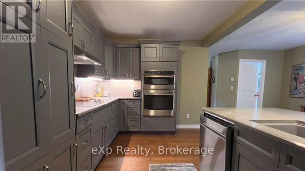 73615 10th Side Road, West Grey, Ontario  N4N 3B9 - Photo 12 - X12093402