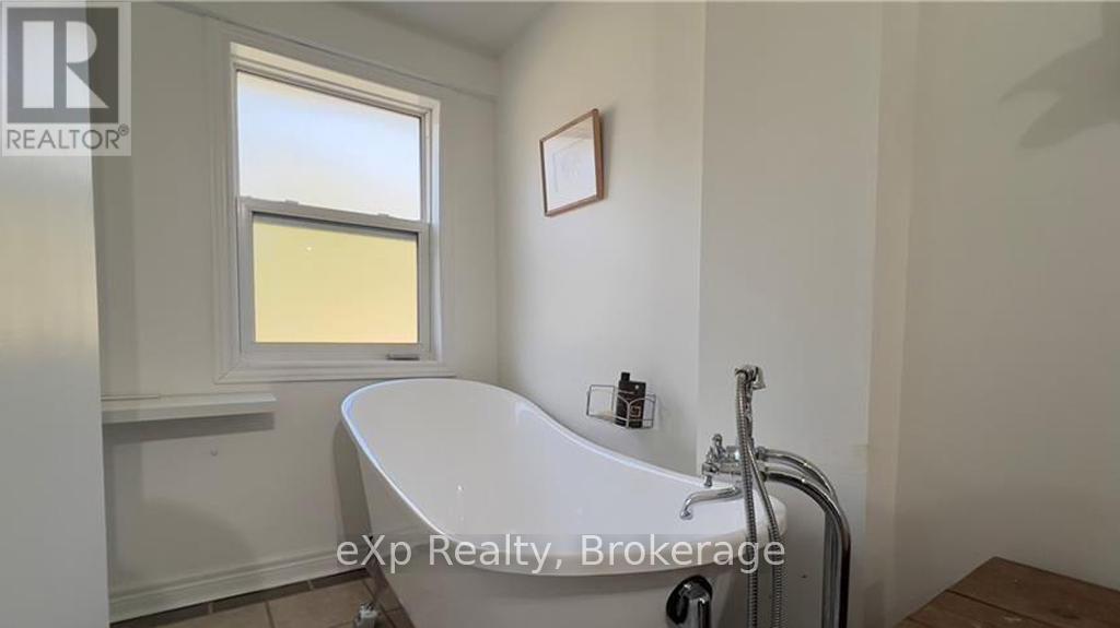 73615 10th Side Road, West Grey, Ontario  N4N 3B9 - Photo 20 - X12093402