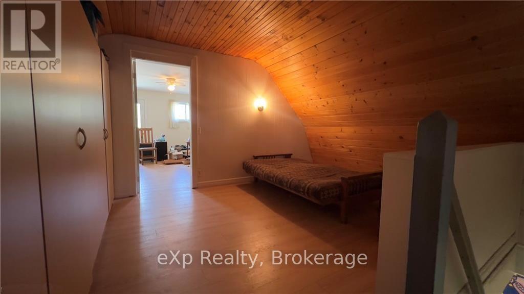 73615 10th Side Road, West Grey, Ontario  N4N 3B9 - Photo 25 - X12093402