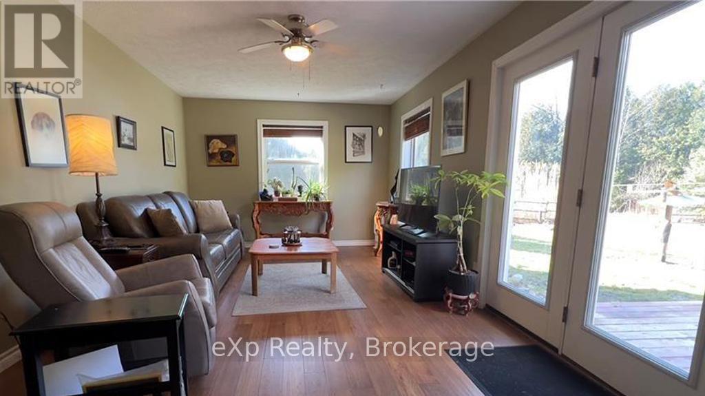 73615 10th Side Road, West Grey, Ontario  N4N 3B9 - Photo 7 - X12093402