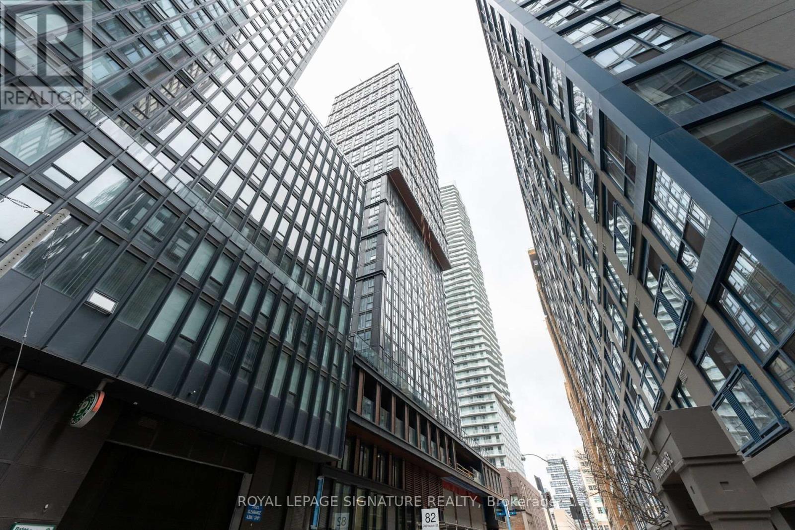 801 - 82 Dalhousie Street, Toronto, Ontario  M5B 0C5 - Photo 6 - C12093457
