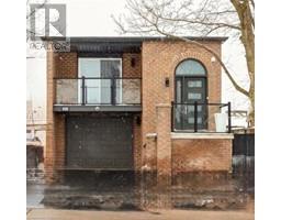 102 GARDEN Crescent, Hamilton, Ontario